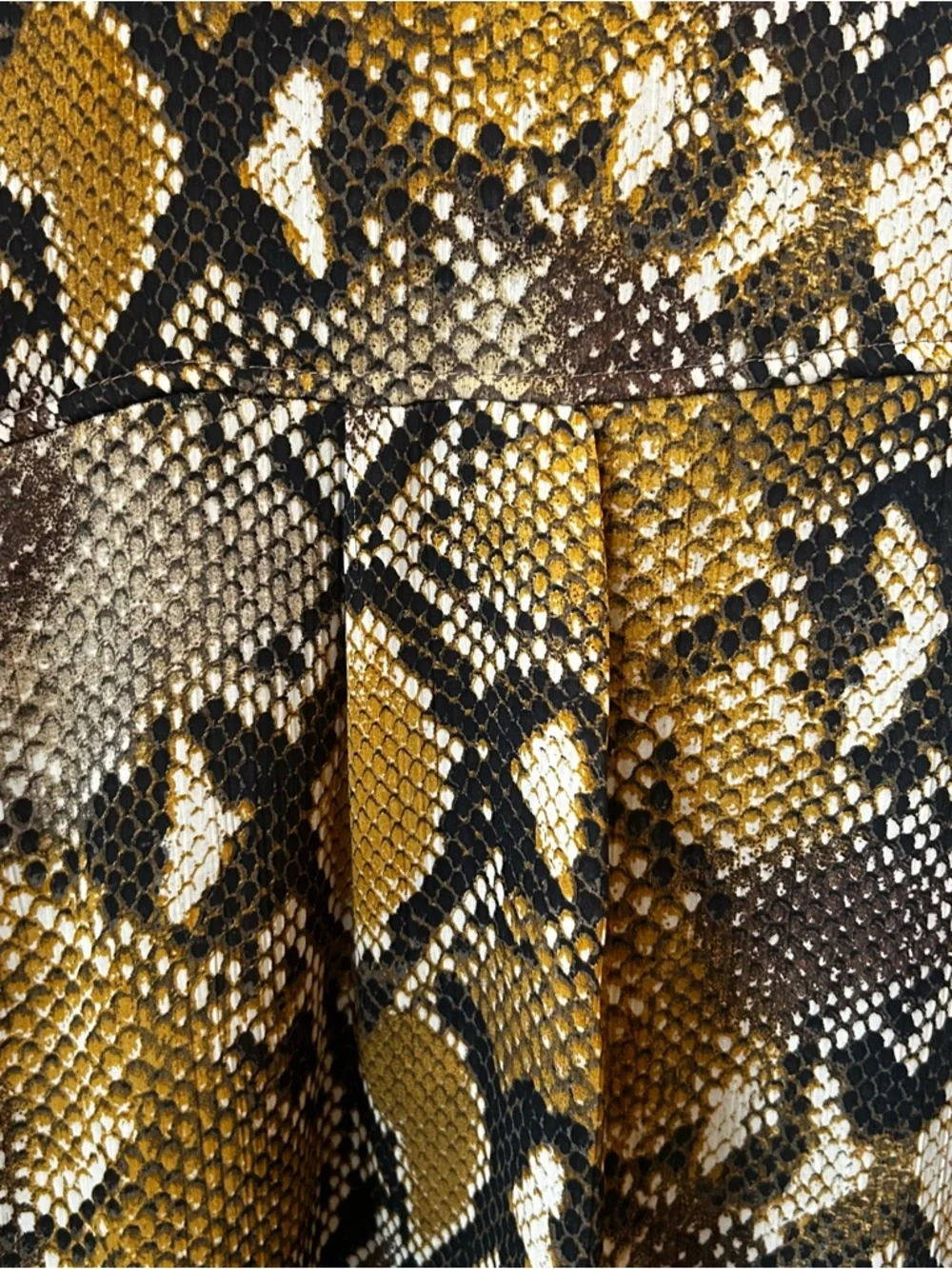 Zara Snakeskin Blouse Size Small Oversized - Picture 4 of 6